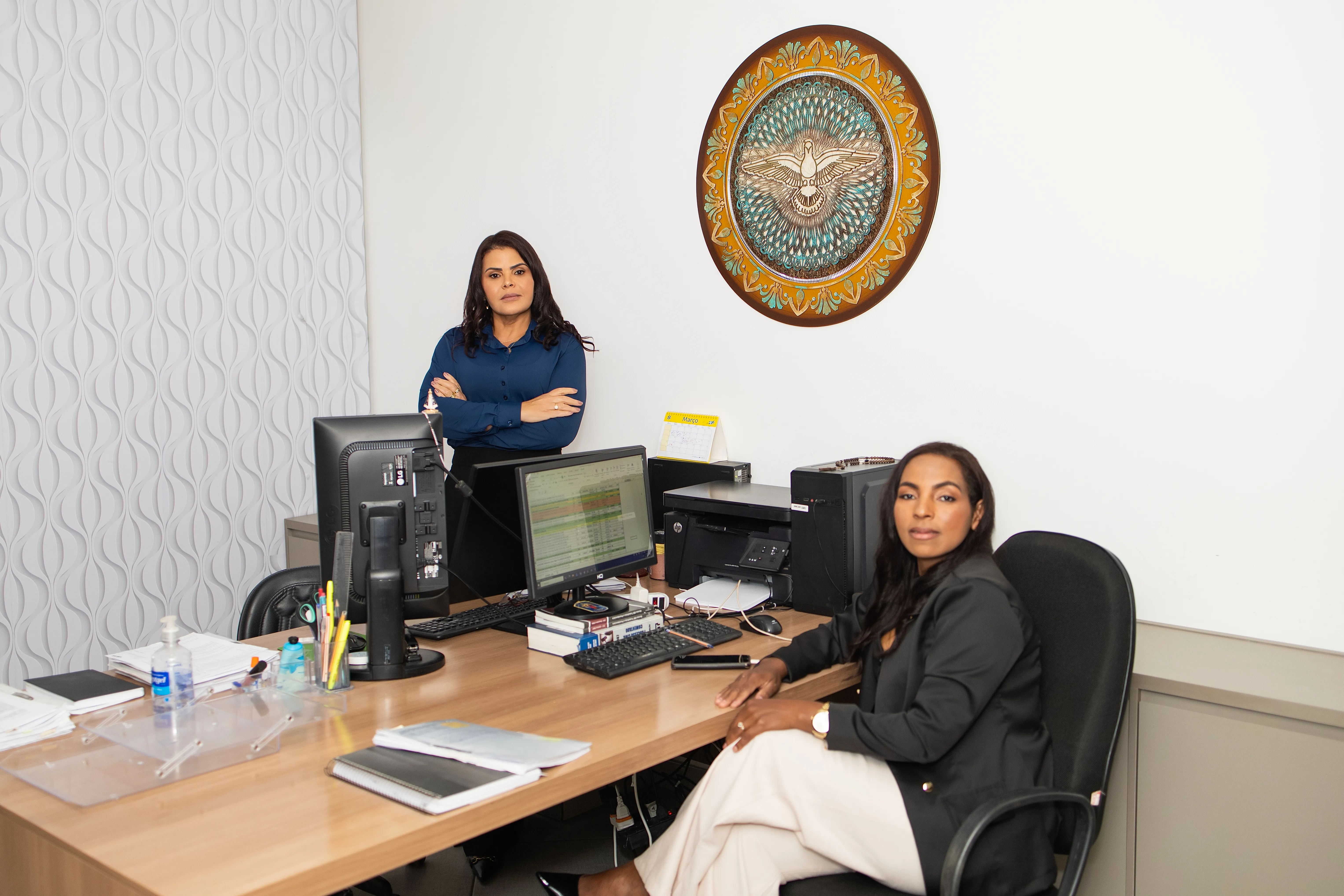 Advogados em atendimento